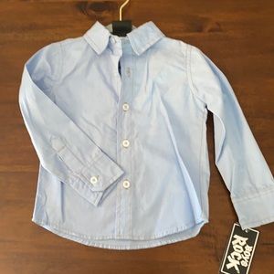 ⭐️3/$10⭐️. 3T light blue collared shirt